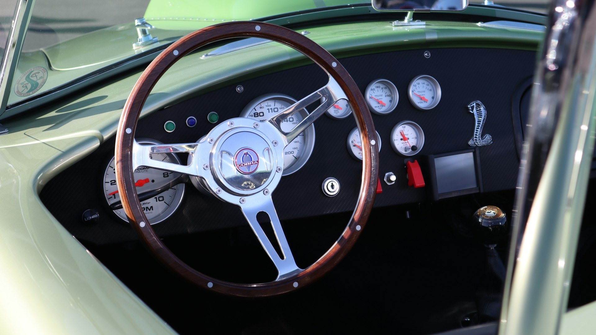 brown and silver steering wheel